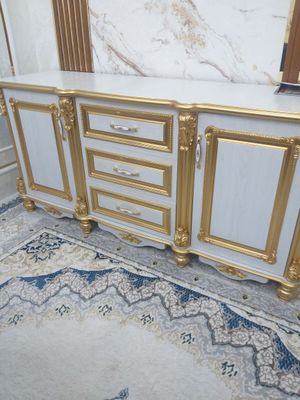 Mehmonxona uchun mebel