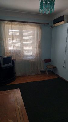 3 хоналик квартира ижарага берилали