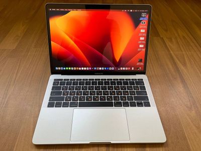 продаю свой комп MacBook Pro 2017 13’
