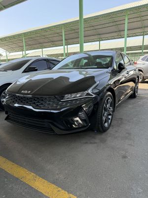 KIA K5 5- pozitsa