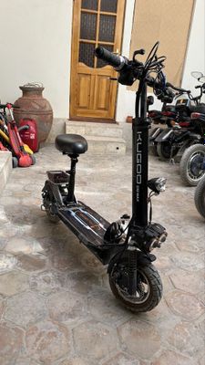 Kugoo smakat 10 e pro max xolati yangi