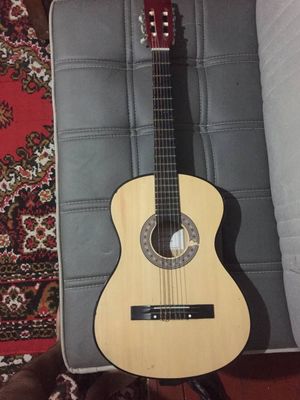 Gitara nelon 38 razmer