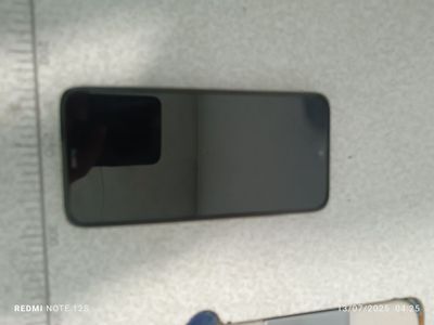 Redmi 8 holati yaxshi srochna faqat