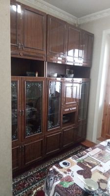 Servant mebel sotiladi