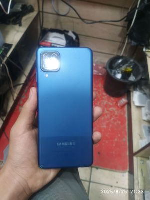 Samsung A12