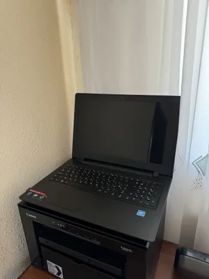 Lenovo notbuk sotiladi