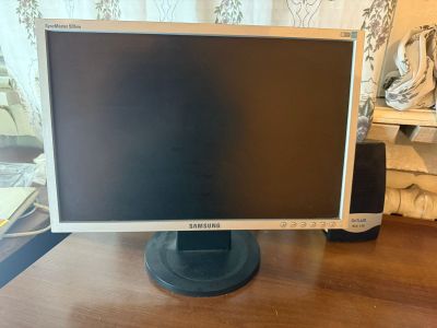 Компьютер Samsung и все к нему