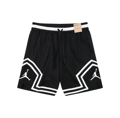 Шорты Jordan хорошого качества , продаю срочно
