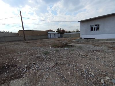 Продаётся 1 га. производственная база.