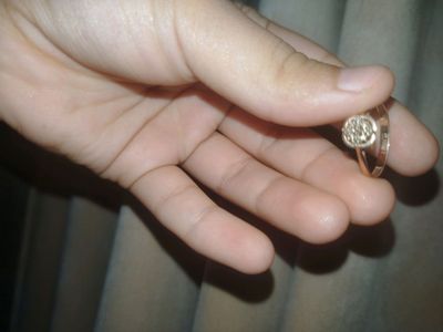 Brilyant ko'zli uzuk 585 proba narxi 1.900