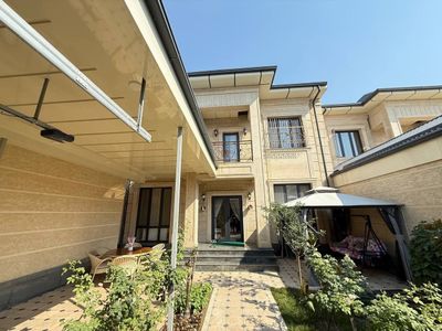 Продам Евро-Дом на ул. Сайрам, 7 комнат, 3 соток