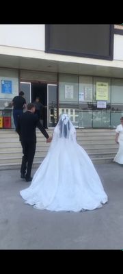 Продается шикарное свадебное платье