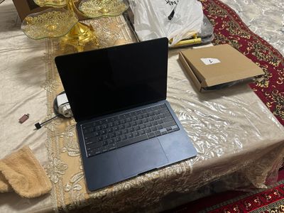 Macbook air M2 2023