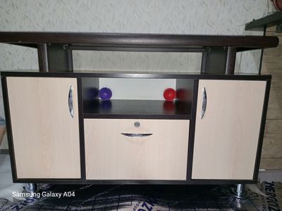 Подставка для телевизора