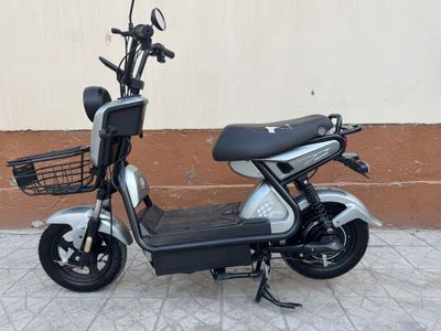 Skuter sotiladi probeg 9925km