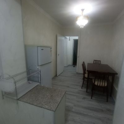 Ижарага уй берилади члонзор 6 кв 1²килинган уй 330& ойла боллар киз