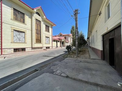 Олмазор тумани: Онбобойевда 9,3 сотих 10 хона участка сотилади