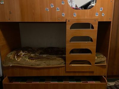Кровать дедский 3 ярусной в хорошем состоянии