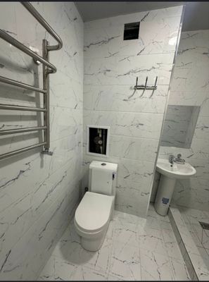 Рядом с метро аренда будут 2 человека в квартире
