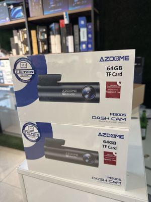 Teyes bay Azdome 4K m300s model 2 в 1 регистратор