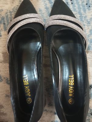 Tufli kiyilmagan umuman