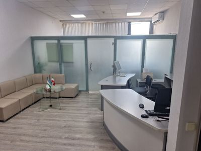 Сдается офис на дархане от собственника 65 кв м! 2000$