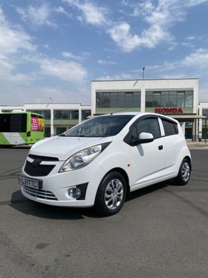Chevrolet Spark 2012 Отличное состояние