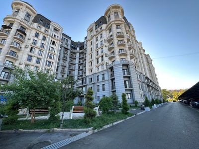 Офис, Свободного назначения — Мирзо-Улугбекский район, ЖК Дархан