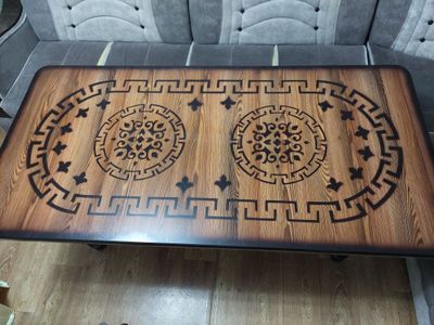 Продаётся стол 1,80x90