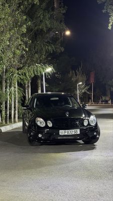 Mercedes benz W211 E320 6.3 body kit