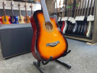 Akustik gitara top brend, mega skidkada!