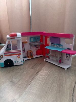 Скорая помощь Barbie оригинал