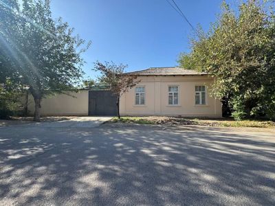 Дубовая 4 сотки . Под строительство . Яшнабадский р-он. Угловой