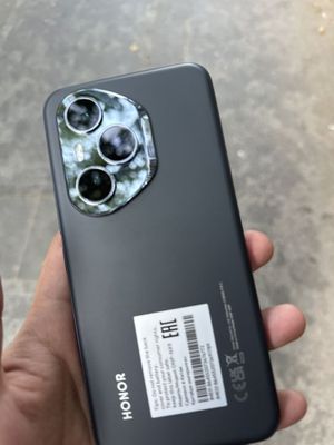 Honor 400 pro sotiladi srochno