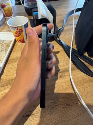 Iphone 13 akran orinalga almashga i batareya