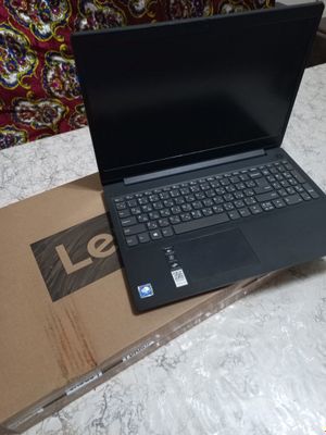 Ноутбук LENOVO81WQ