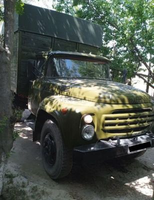 Zil 130 138 furgon metanda