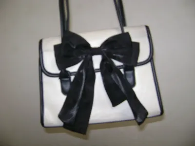 элегантная сумка с бантиком