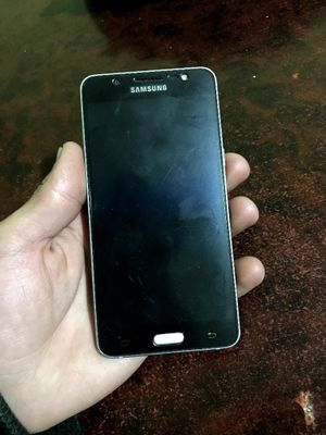 Samsung j5 / 16gb