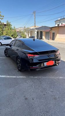 Elantra Hyundai sotiladi full