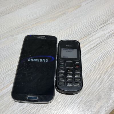 Nokia1280 samsung s4 хорошие