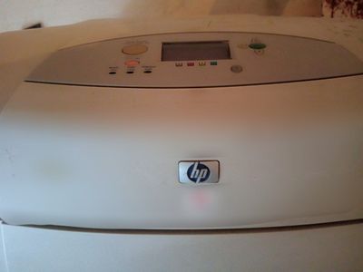 Printer hp sotiladi