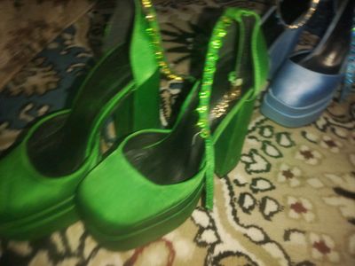 versace tufli