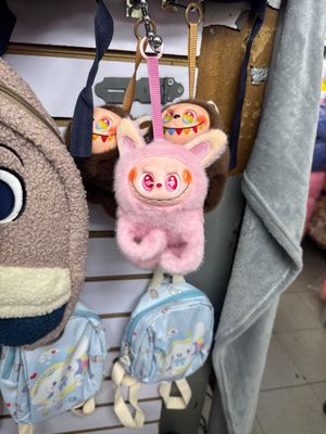 Лабубу обнимашка