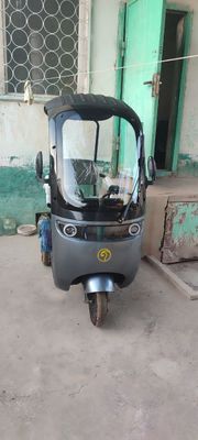 Skutur elektir yengi 60 km yuradi
