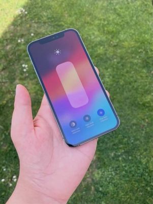 iPhone 12 pro sotiladi srochno
