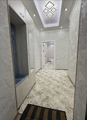 Shaxriston metro yonida kvartira bor