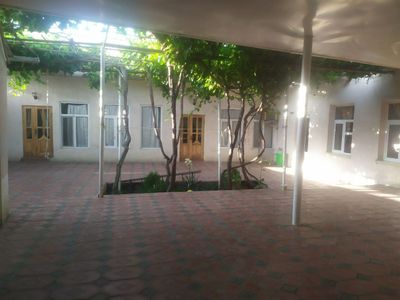 Talaba qizlarni uyga ijaraga qoʻyaman (OXU Universititet 500 m)