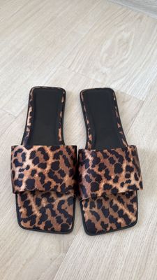 Шлепки летние шелковые ASOS