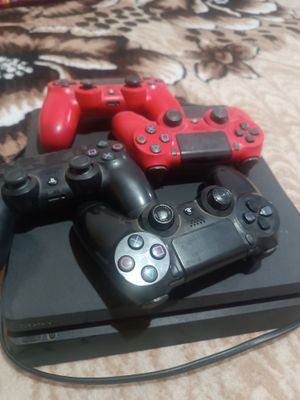 PS 4
